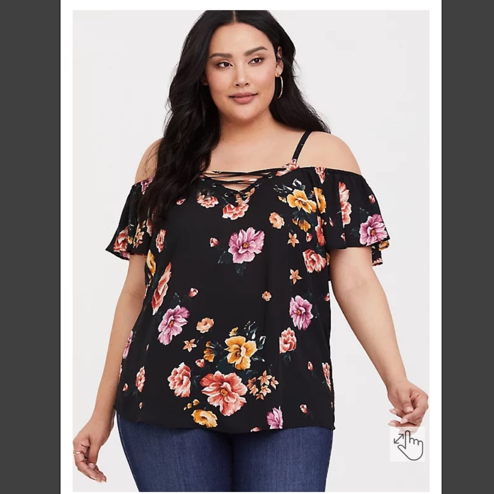 NWT✨Torrid | Size 00X (M/L) | Georgette Lace-Up Cold Shoulder Top